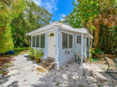 Charming Siesta Key Vacation Getaway